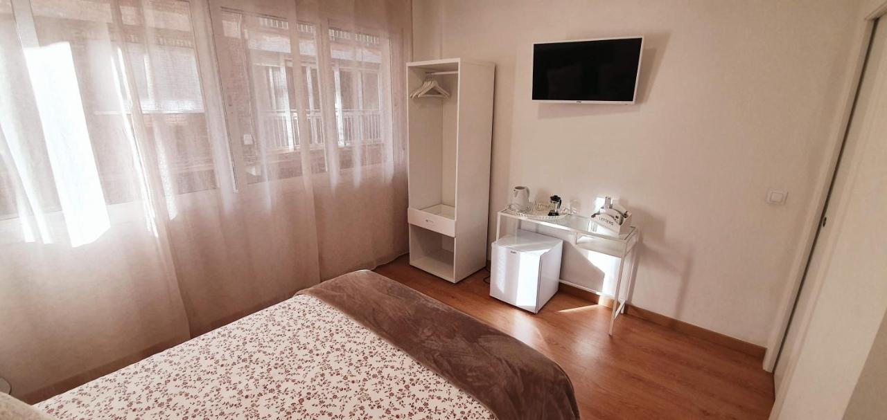 Fan Rooms Galvez มาลากา ภายนอก รูปภาพ